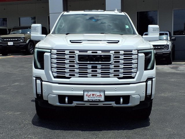 2025 GMC Sierra 2500HD Denali