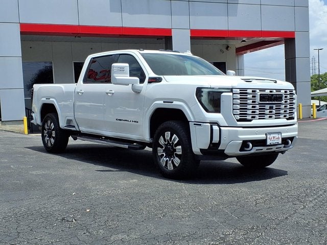 2025 GMC Sierra 2500HD Denali