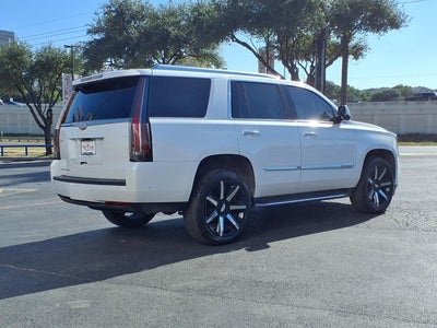 2020 Cadillac Escalade Luxury