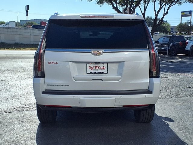 2020 Cadillac Escalade Luxury