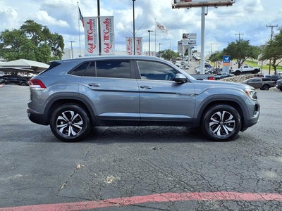 2024 Volkswagen Atlas Cross Sport 2.0T SE