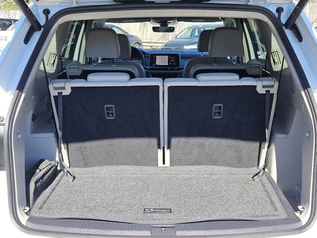 2025 Volkswagen Atlas 2.0T SEL Premium R-Line