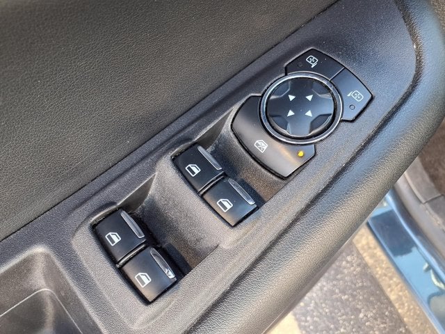 2023 Ford Edge SE