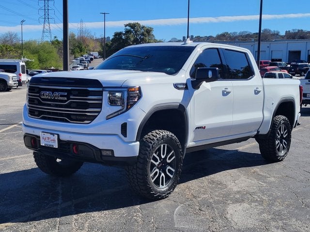 2025 GMC Sierra 1500 AT4