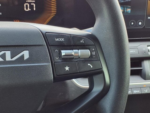 2025 Kia K4 LX