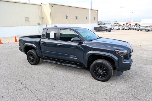2025 Toyota Tacoma 4WD SR5