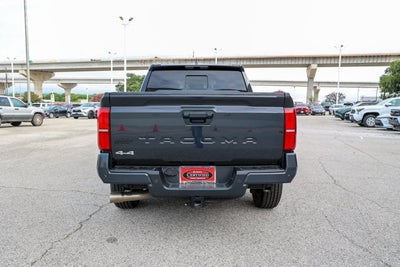 2025 Toyota Tacoma 4WD SR5