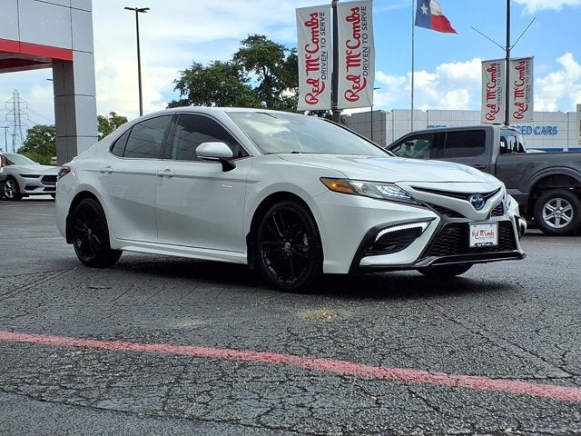 2023 Toyota Camry Hybrid XSE