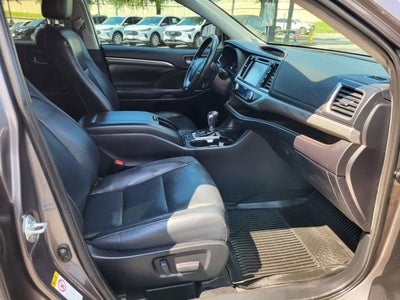 2019 Toyota Highlander LIMITED PLATINU