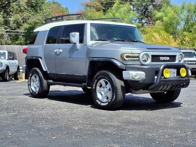 2010 Toyota FJ Cruiser Base