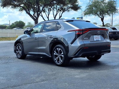 2024 Toyota bZ4X Limited