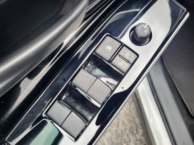 2024 Toyota bZ4X XLE