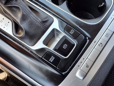 2023 Kia Carnival LX