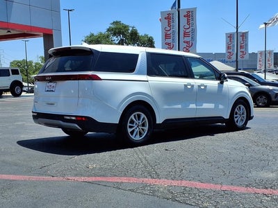 2023 Kia Carnival LX