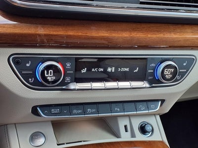 2022 Audi Q5 S line Premium Plus
