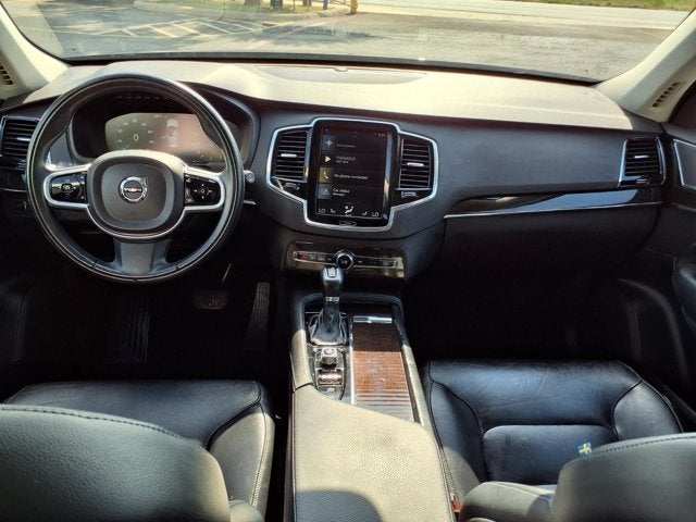 2018 Volvo XC90 Momentum