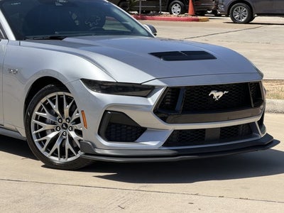 2025 Ford Mustang Base