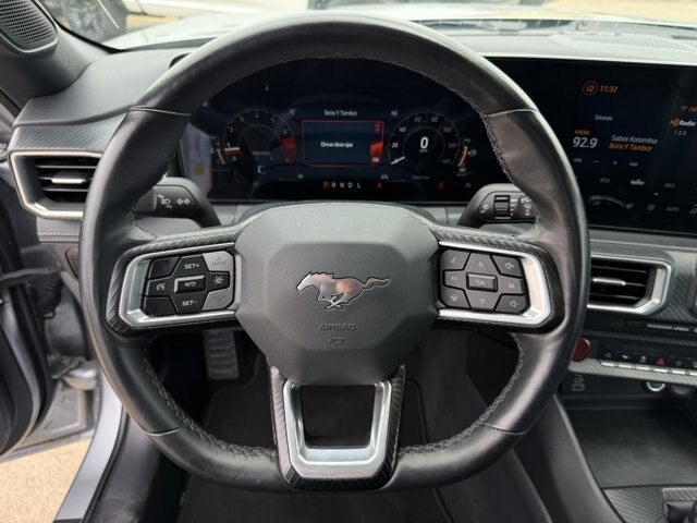 2025 Ford Mustang Base