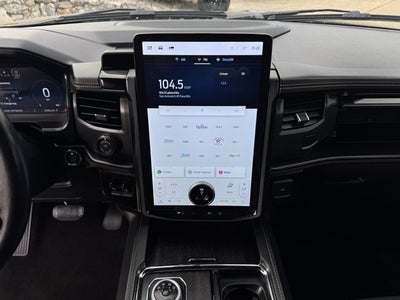 2023 Ford Expedition Platinum