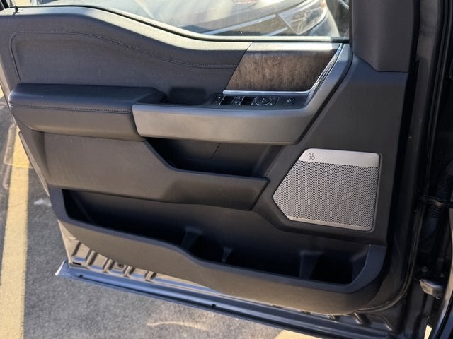 2023 Ford Super Duty F-250 SRW Lariat