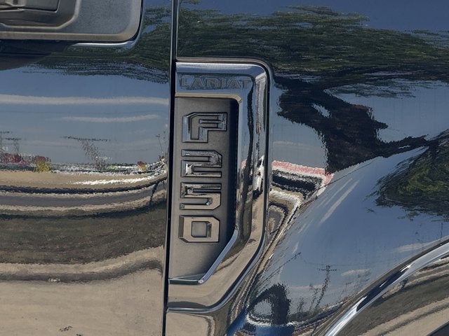 2022 Ford Super Duty F-250 SRW Lariat