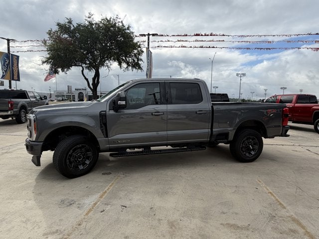 2023 Ford Super Duty F-250 SRW Lariat