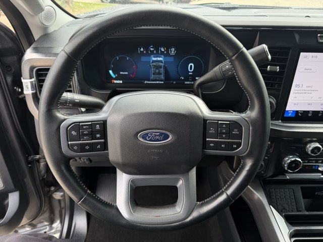 2023 Ford Super Duty F-250 SRW Lariat