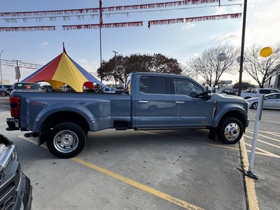 2023 Ford Super Duty F-450 DRW Lariat