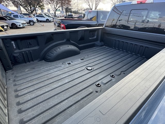 2023 Ford Super Duty F-450 DRW Lariat