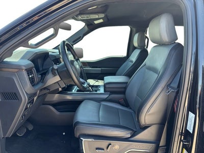 2023 Ford F-150 Lightning Lariat®