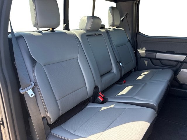 2023 Ford F-150 Lightning Lariat®