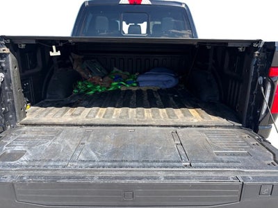 2023 Ford F-150 Lightning Lariat®