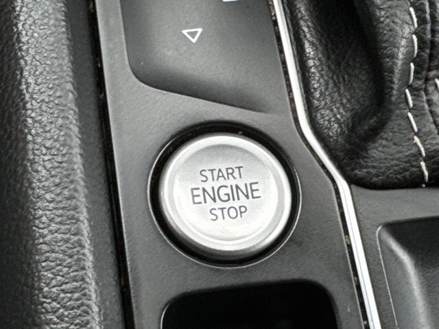 2021 Volkswagen Atlas Cross Sport 2.0T SE w/Technology