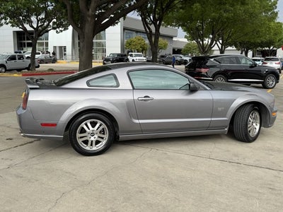 2006 Ford Mustang GT Deluxe