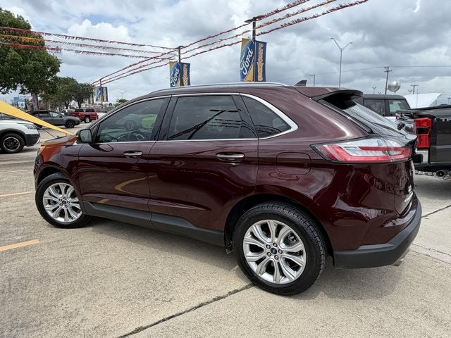 2021 Ford Edge Titanium