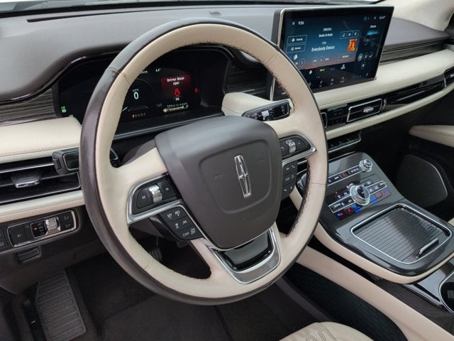 2022 Lincoln Nautilus Black Label