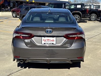 2023 Toyota Camry Hybrid XSE