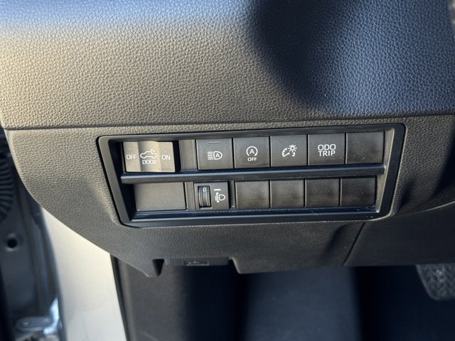 2023 Toyota Tundra 4WD SR5