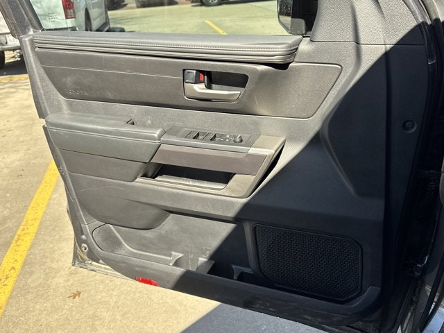 2023 Toyota Tundra 4WD SR5