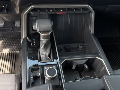 2023 Toyota Tundra 4WD SR5