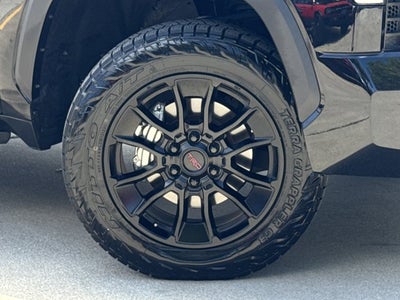 2023 Toyota Tundra 4WD SR5