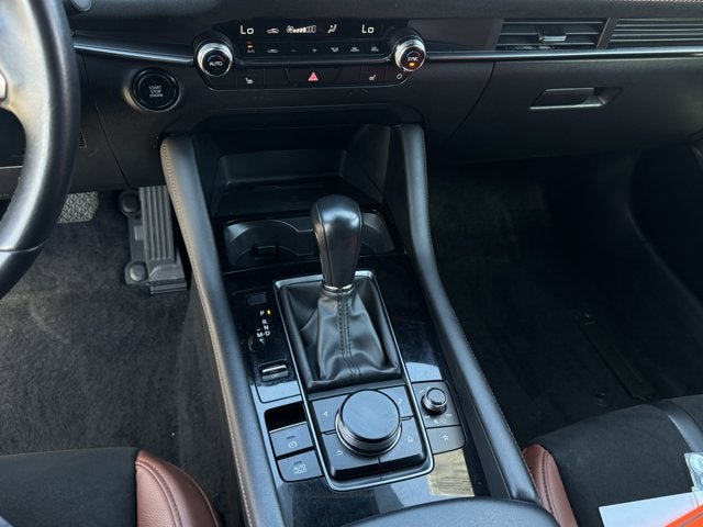 2024 Mazda Mazda3 Hatchback 2.5 Carbon Turbo