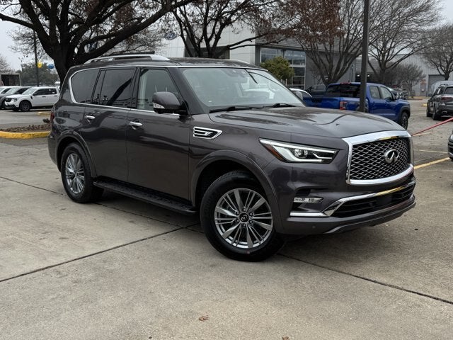 2024 INFINITI QX80 LUXE