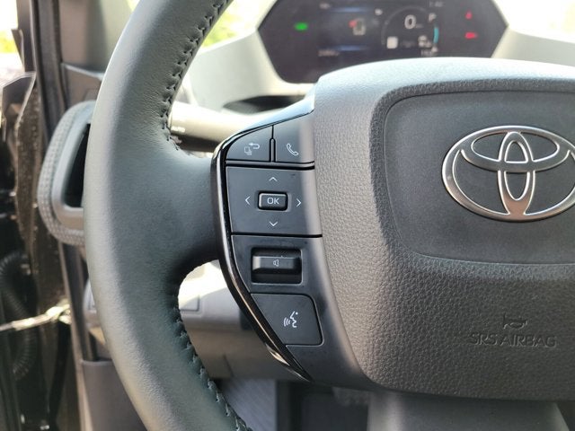 2025 Toyota bZ4X Limited