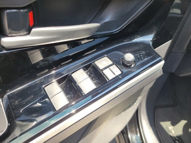 2025 Toyota bZ4X Limited