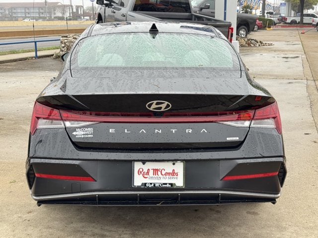 2025 Hyundai Elantra Hybrid Limited