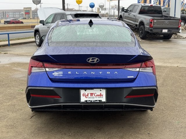 2025 Hyundai Elantra Hybrid Limited
