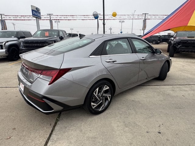 2025 Hyundai Elantra Limited