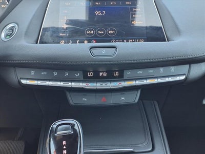 2023 Cadillac XT4 AWD Premium Luxury