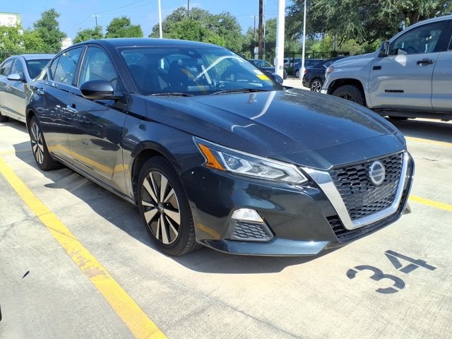 2021 Nissan Altima 2.5 SV